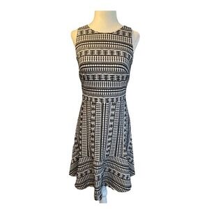 Loft Geo Textured Tweed Mini Dress Black White Knit Pattern Fit Flare Sleeveless